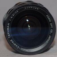 Pentax 20mm f4.5 + 2 caps and case