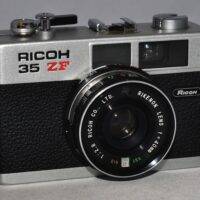 Ricoh 35 ZF. Excellent conditon.